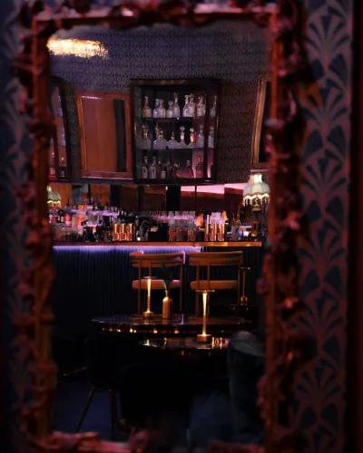 Stemningsfuld cocktailbar